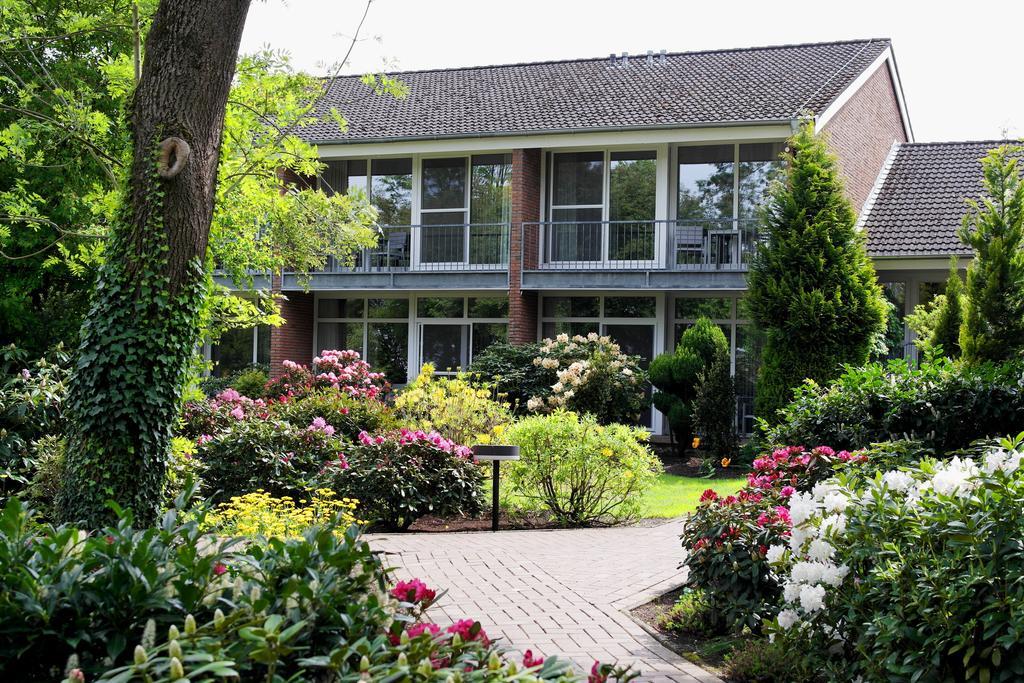 Hotel Blauer Fasan Wiesmoor Exterior photo